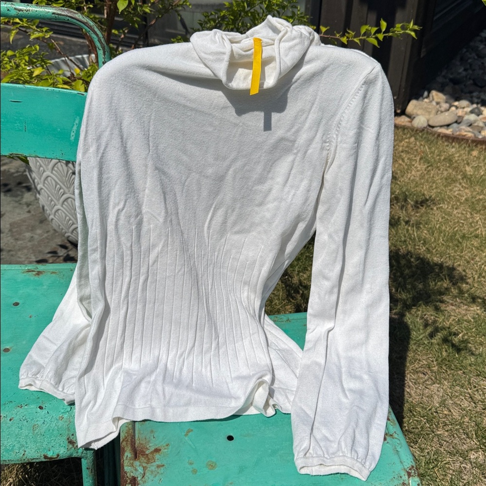 Lolë Off white Long Sleeve partially Ribbed Turtleneck Top
